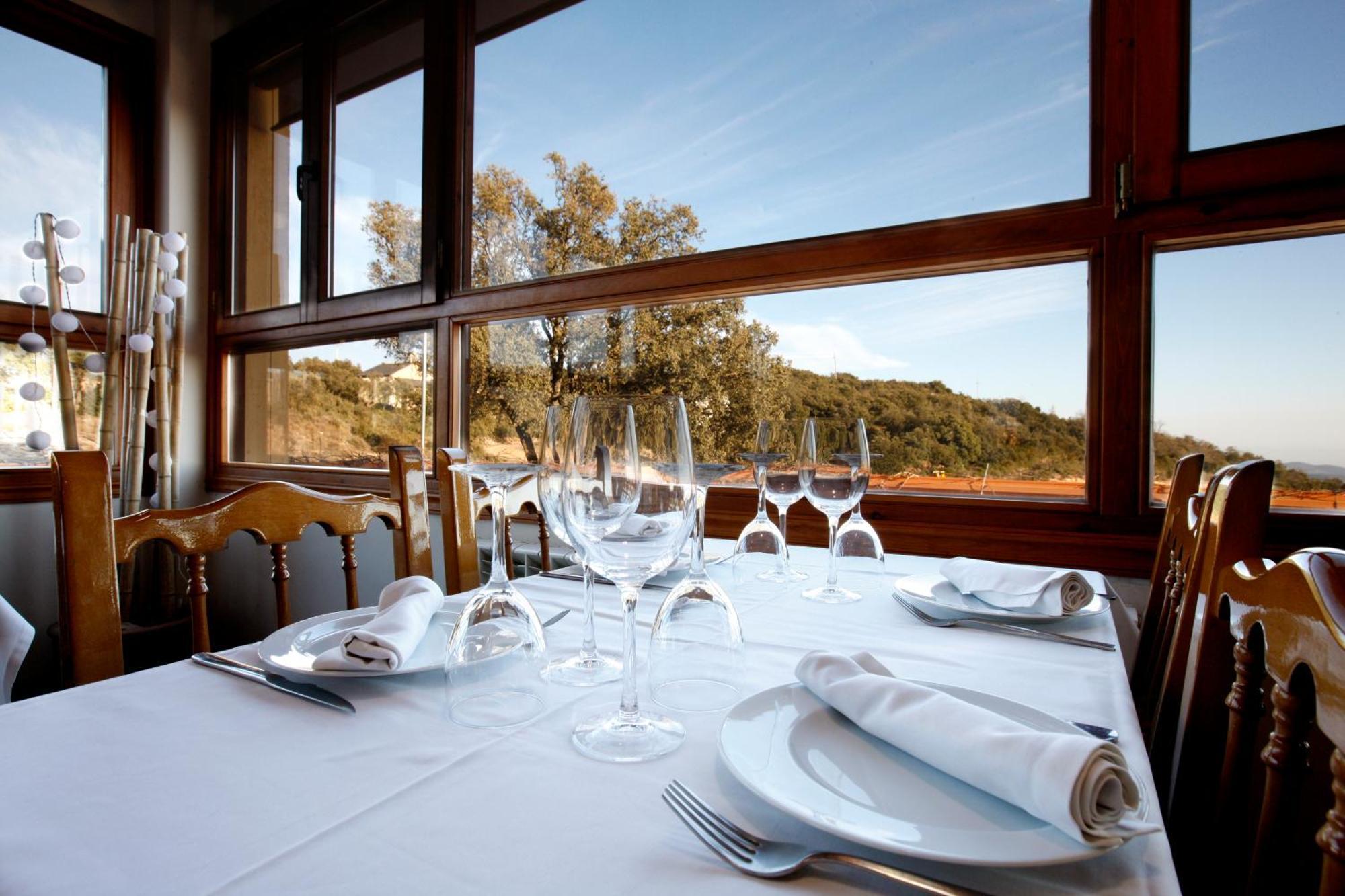 Hotel Restaurante Port d'Ager Buitenkant foto