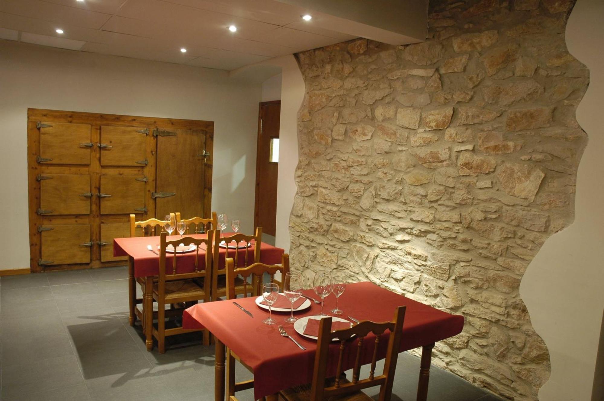 Hotel Restaurante Port d'Ager Buitenkant foto